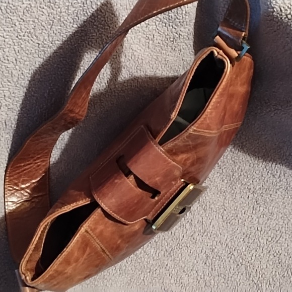 Leather Shoulder Bag EUC - Picture 3 of 7